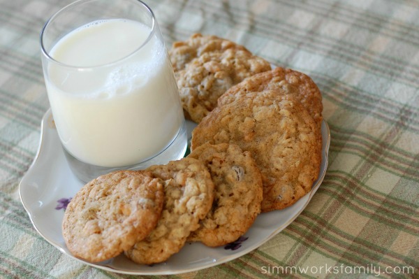 Oatmeal Chocolate Chip Cookies with Milk