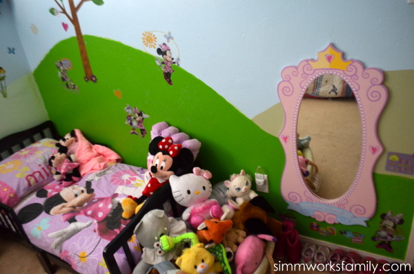 Glidden Disney Paint Minnie Mouse Makeover - bed stuffed animals