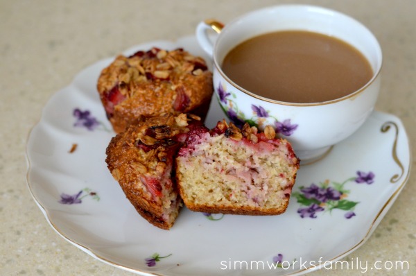 Strawberry Muffins with Greek Yogurt and coffee