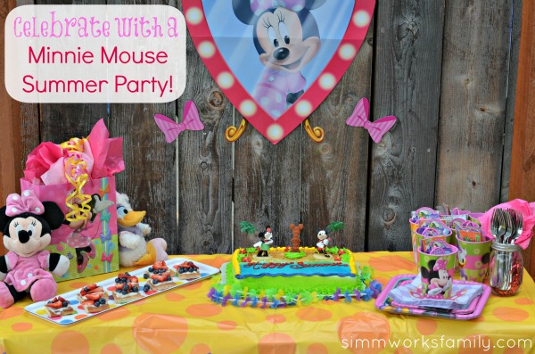 Minnie Mouse Summer Party 1