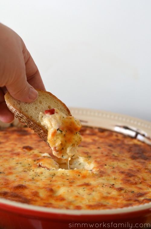 Hot White Pizza Dip close up #LoveMyPhilly #shop