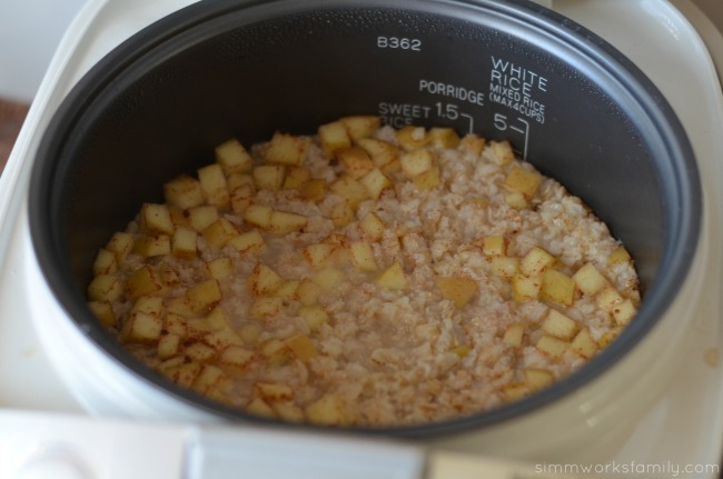 make oatmeal in a rice cooker cooked oatmeal
