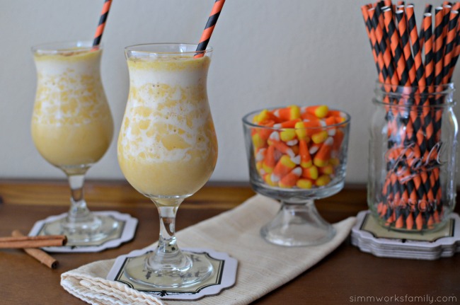 Pumpkin Pie Smoothie Drink Recipe - perfect for Fall #SweetNLowStars