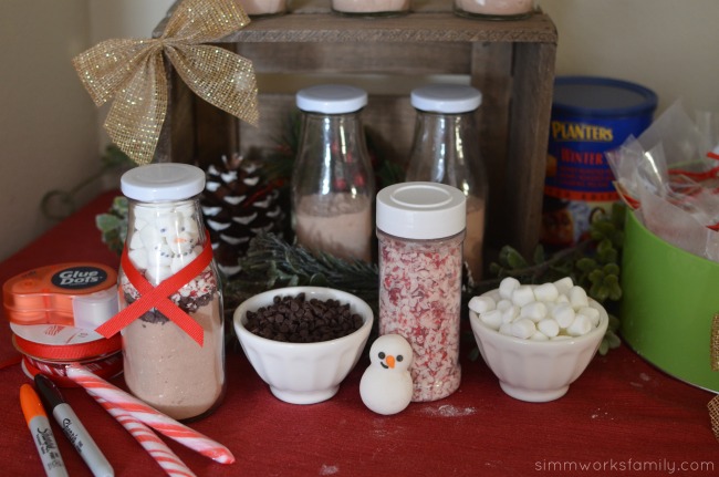 Christmas Gift Making Party Ideas - hot cocoa snowmen