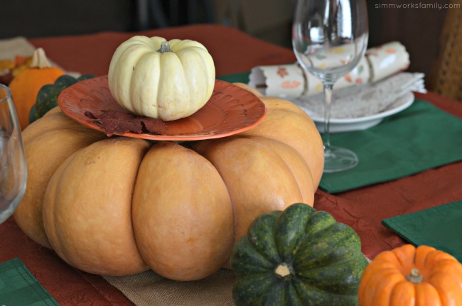 Creating The Perfect Thanksgiving Tablescape - centerpiece