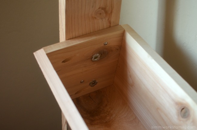 vertical toy box