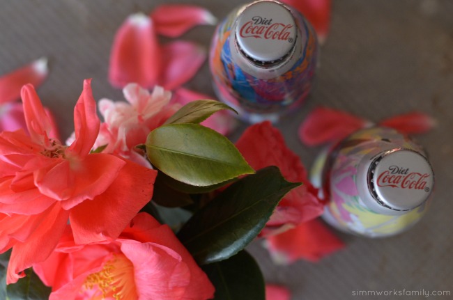 How To Make A Glass Vase Out Of A Coke Bottle with Diet Coke