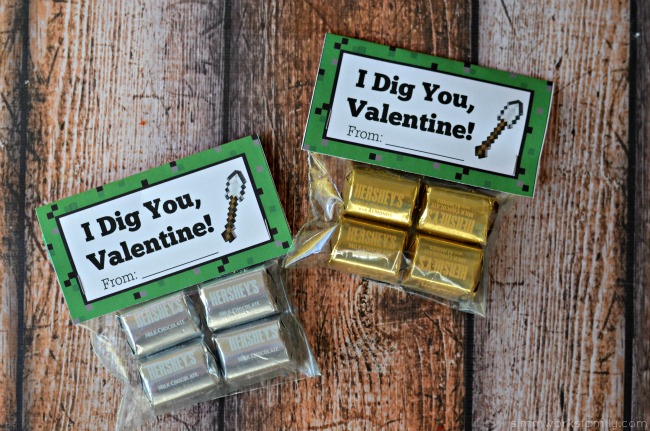 Minecraft Miner Valentine Printable with chocolate