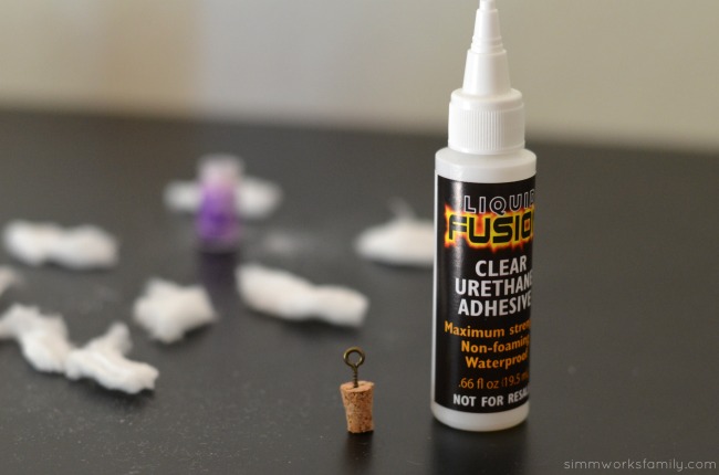 DIY Nebula in a Jar Necklace glue stopper to bottle