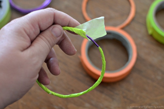 fall-carnival-games-diy-ring-toss-idea-wrap-tape-around-wire