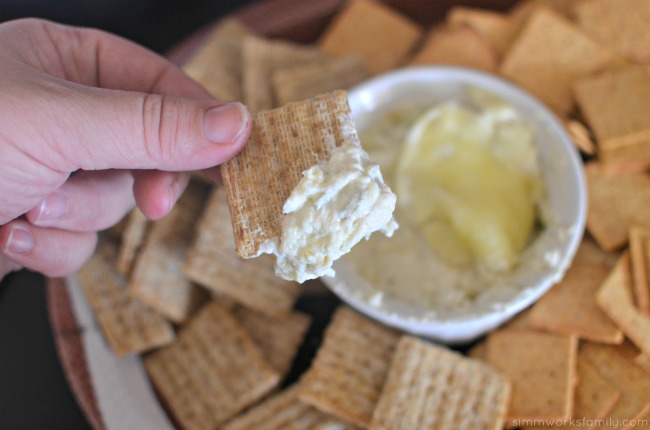 simple-football-party-snack-ideas-savory-dips