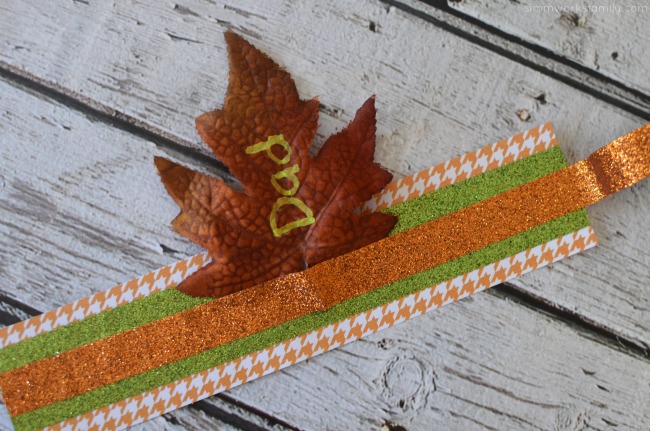 thanksgiving-napkin-ring-placeholders-secure-leaf-in-place-with-tape