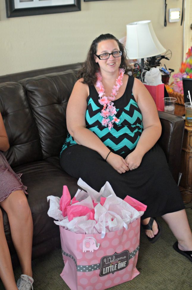 aloha-hawaiian-themed-baby-shower-11