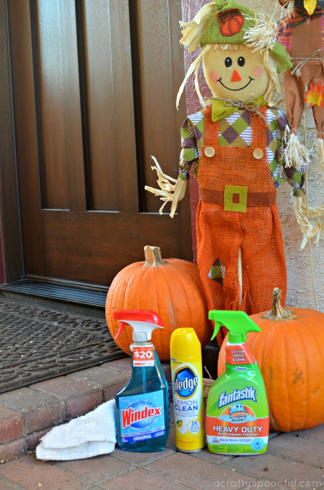 Wow Guests with These Easy DIY Thanksgiving Door Decorations + a DIY ...